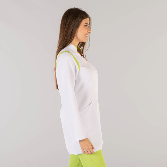 Women's long sleeve lab coat for health professionals, made of MICROFIBER with AEROSILVER NORA UNIFORMS GARY'S 661100.