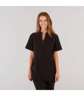 Damenbluse mit Stehkragen und Frontreißverschluss, aus MICROFIBER 360° YANIRA UNIFORMES GARY'S 662200 gefertigt.