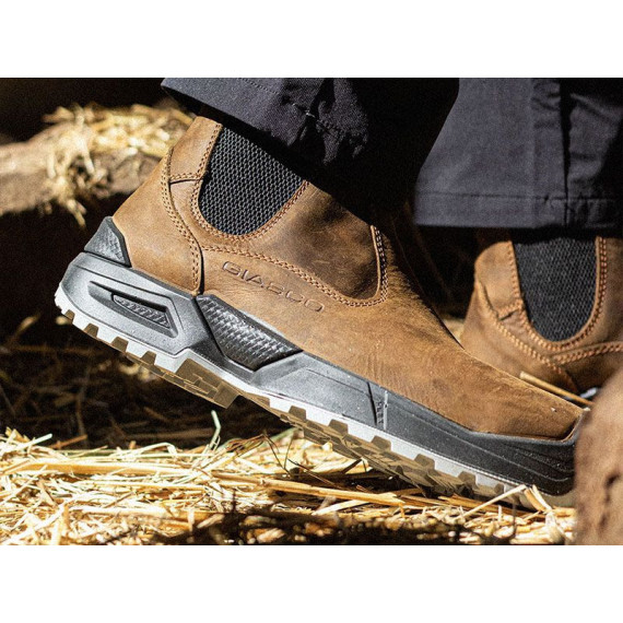 Bota con elástico lateral QUARTZ S3S FO CI SC SR GIASCO