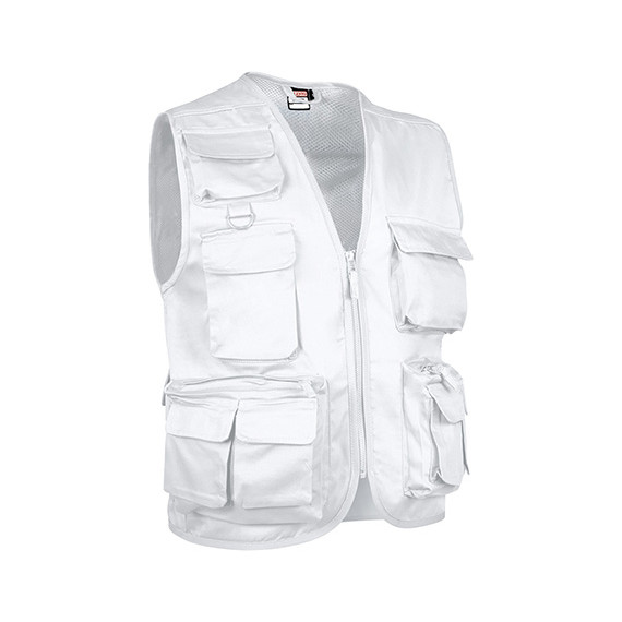 Multi-pocket vest in VALENTO Safari twill fabric