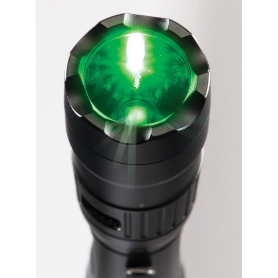 Linterna tactica LED recargable (USB) 7600