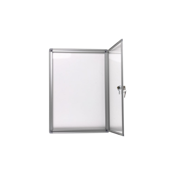 Magnetic showcase with closure