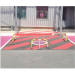 High visibility barrier. Stoproja
