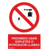 Sign prohibiting the use of torches or introducing flames, with SEKURECO UV inks
