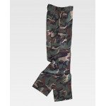 Trousers with reinforcements and camouflage pattern