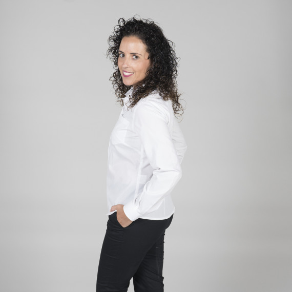 Camisa clásica para mujer con tapete para ocultar los botones GARY'S