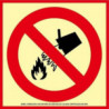 Class A Danger Signal Do Not Extinguish With Water 210 x 210 mm SEKURECO FA0A451