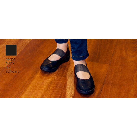 Scarpa da uniforme con elastico di fissaggio sulla tomaia in pelle micro D’COVER PLUS® DIAN SOFIA