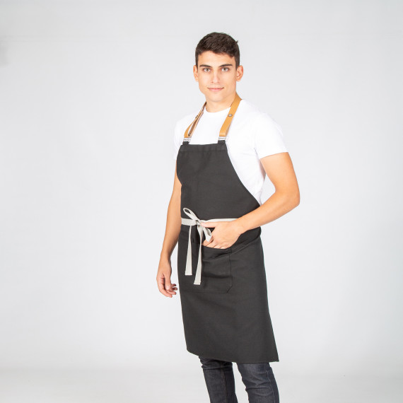 Apron with bib strap leather 82X72 cm