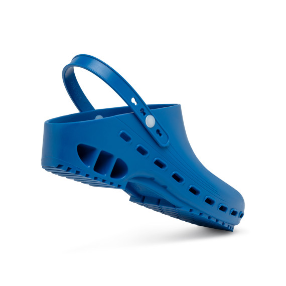 Anti-static and anti-slip operating room clogs with ISO 20347 Ivar certification