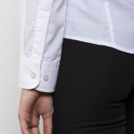 Camicia basic a maniche lunghe con taglio aderente e tappo con bottoni SOFIA L/S ROLY