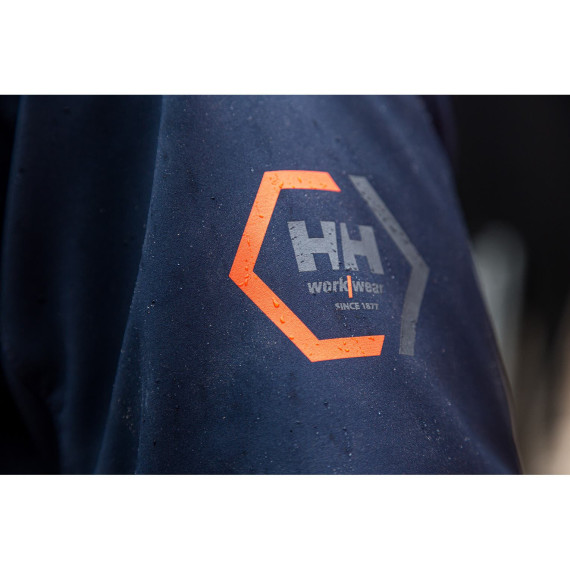Chelsea Evolution 74140 HELLY HANSEN softshell jacket with hood