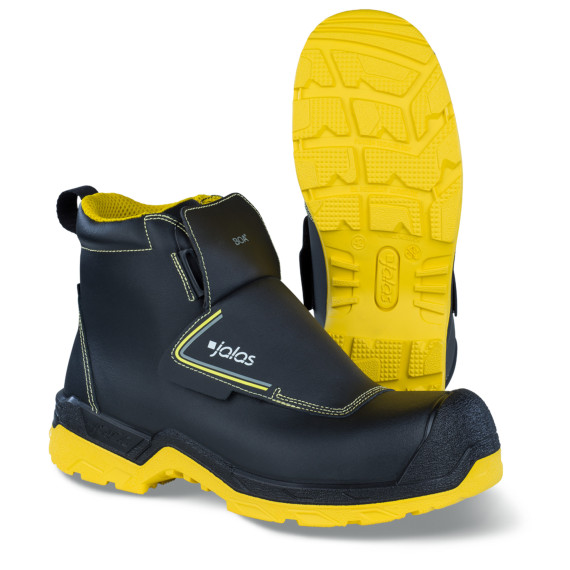 Medium cutting boot with BOA Fit hidden system 1228W
