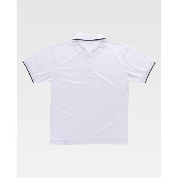 Short sleeve polo in waffle fabric. Classic collar with a three-button placket S6540.