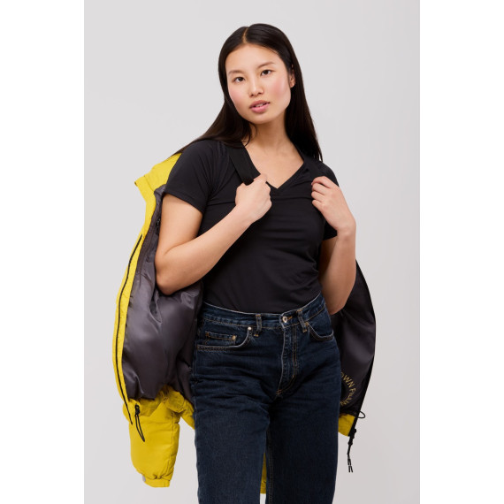 Parka combinée SÄLW pour femme avec plumes recyclées 80:20 qui assure la régulation de la chaleur corporelle. 12103203