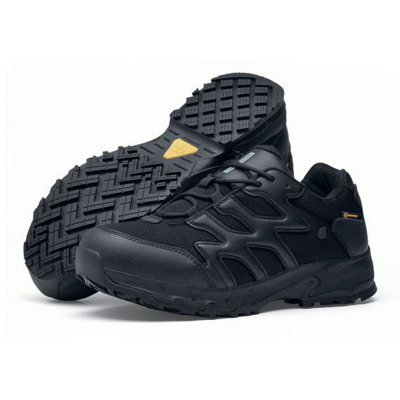Black military shoe O2 SRC CI HI ESD EN ISO 20347:2012 CARRIG LOW SHOES FOR CREWS