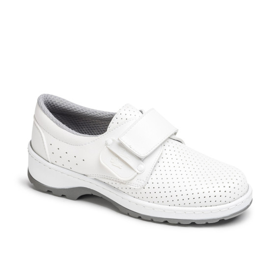 Sanitary shoe made of cowhide with breathable lining and interchangeable closure DIAN PREMIER.