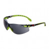 Sicherheitsbrille mit grauem Glas und grün/schwarzem Anti-Beschlag-Rahmen Scotchgard™ Solus™ 1000 (K und N) 3M